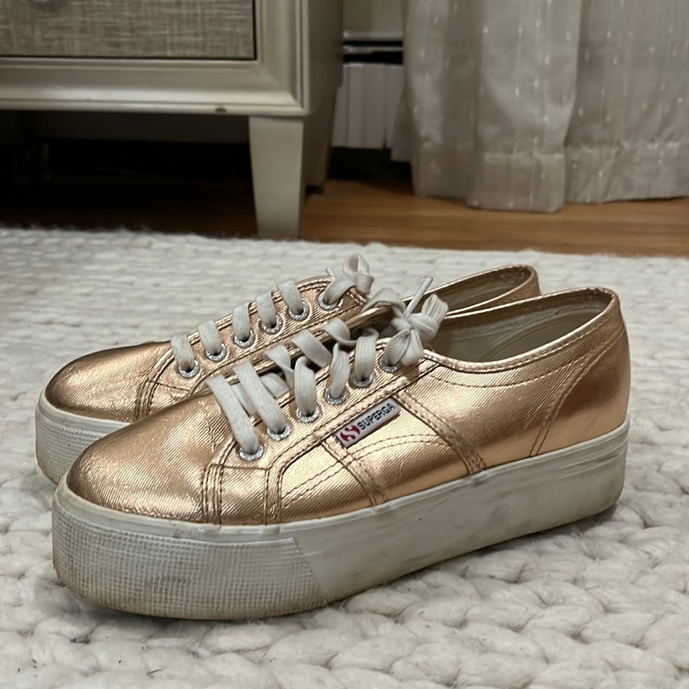 Platform supergas (rose gold) size 8.5